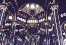 ChurchCeiling - ChalotteDaniels